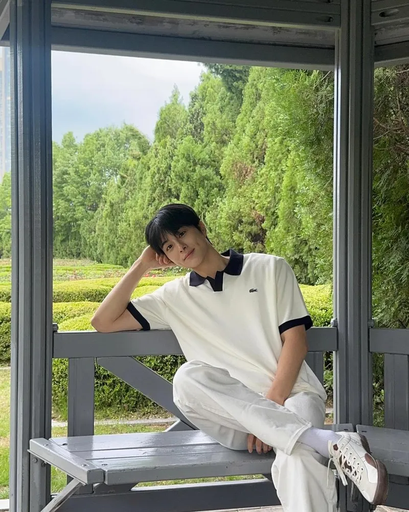 “나만의 스타일링을 시도해보세요”…정건주, 하늘빛 오후→폴로셔츠의 정석 / 배우 정건주 인스타그램
