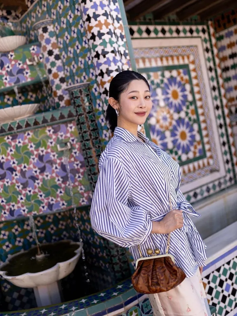 “스페인의 기억들이 머무는 곳”…최혜선, 그라나다 감도는 미소→이방인의 찬란한 하루 / 방송인 최혜선 인스타그램