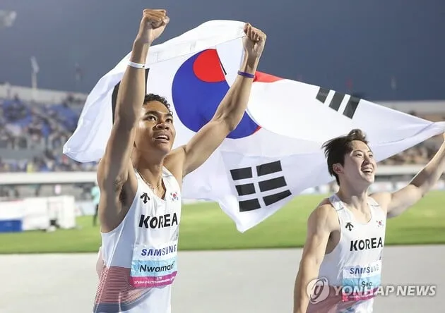“3연속 한국 신기록”…남자 400m 계주팀, 아시아선수권 우승→올림픽 꿈 향해 질주 / 연합뉴스