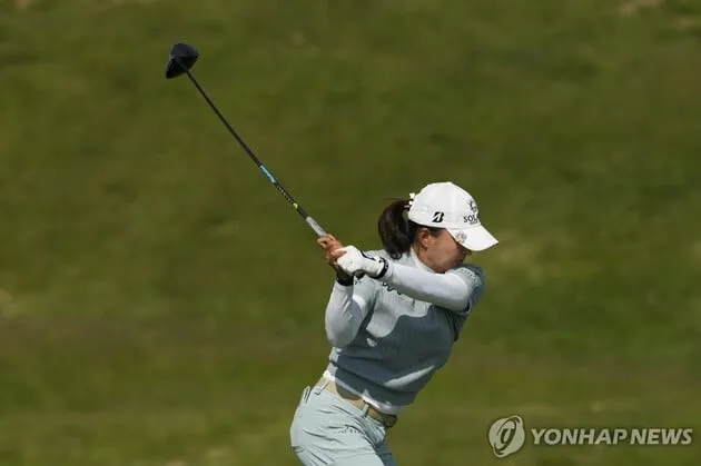 “버디 6개 폭발”…고진영, US여자오픈 3R 13위→선두와 6타차 도전 / 연합뉴스