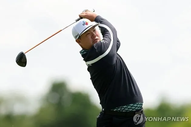 “3라운드 1오버파”…임성재, 메모리얼 토너먼트 20위→톱10 진입 노려 / 연합뉴스