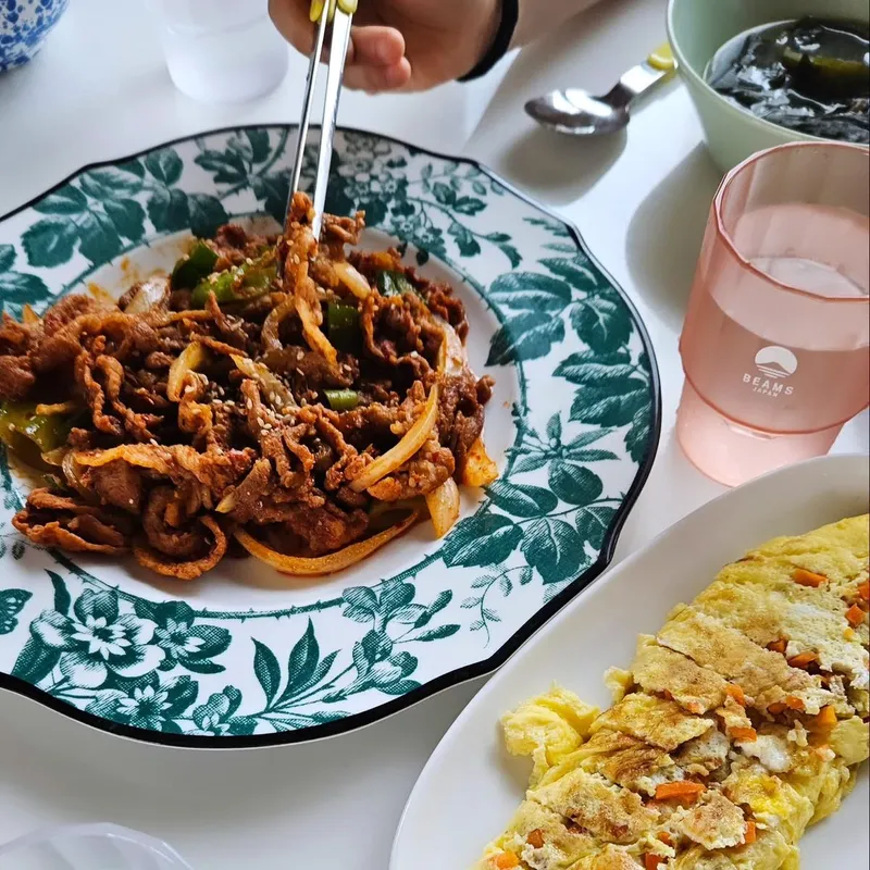 “오랫만에 정성 담아”…심이영, 수수한 식탁→가족애 전율 / 배우 심이영 인스타그램