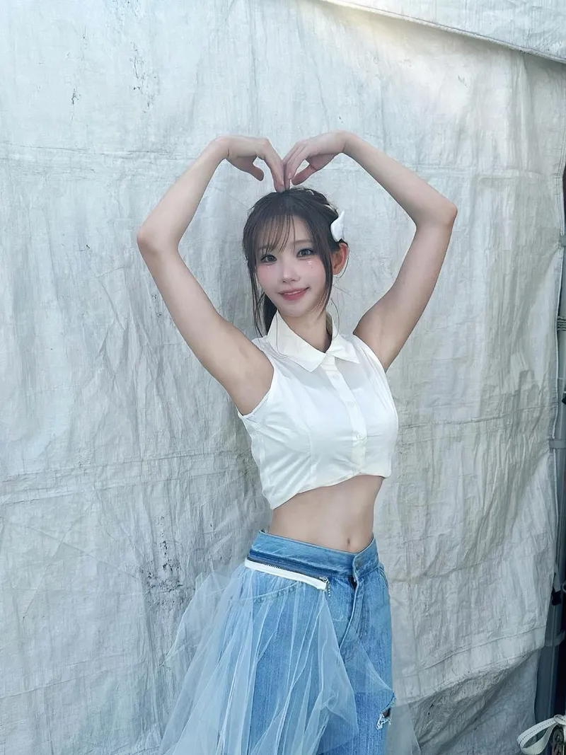 “오늘 이뻐 보이고 싶었어요”…마젠타, 설렘 가득 페스티벌→특별한 여름 인증 / 걸그룹 QWER 마젠타 인스타그램