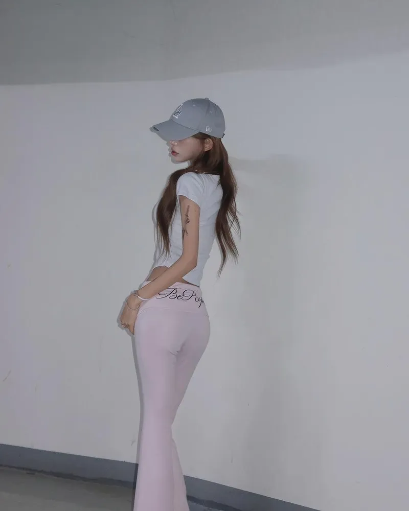 “요즘 이런 핏이 유행이라매”…최준희, 절제된 시선→여름밤 무드 속 존재감 / 모델 최준희 인스타그램
