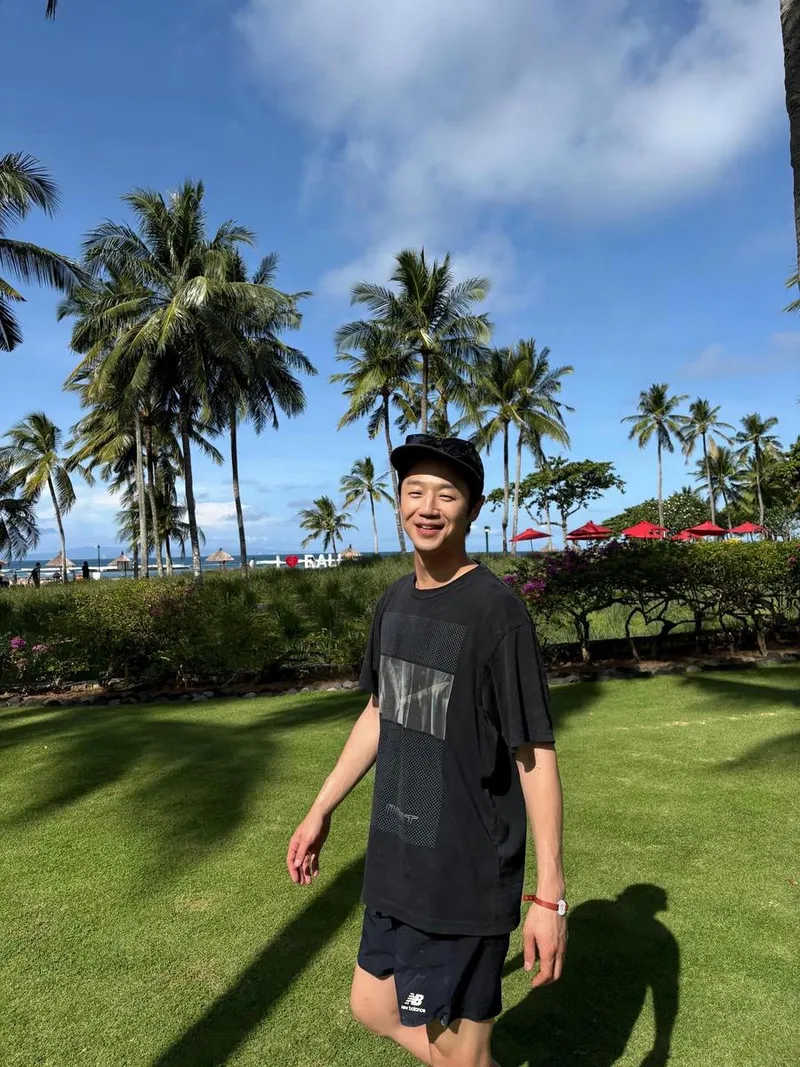 “발리에서 생긴일”…정준원, 여름 햇살 아래→청량한 미소 / 배우 정준원 인스타그램