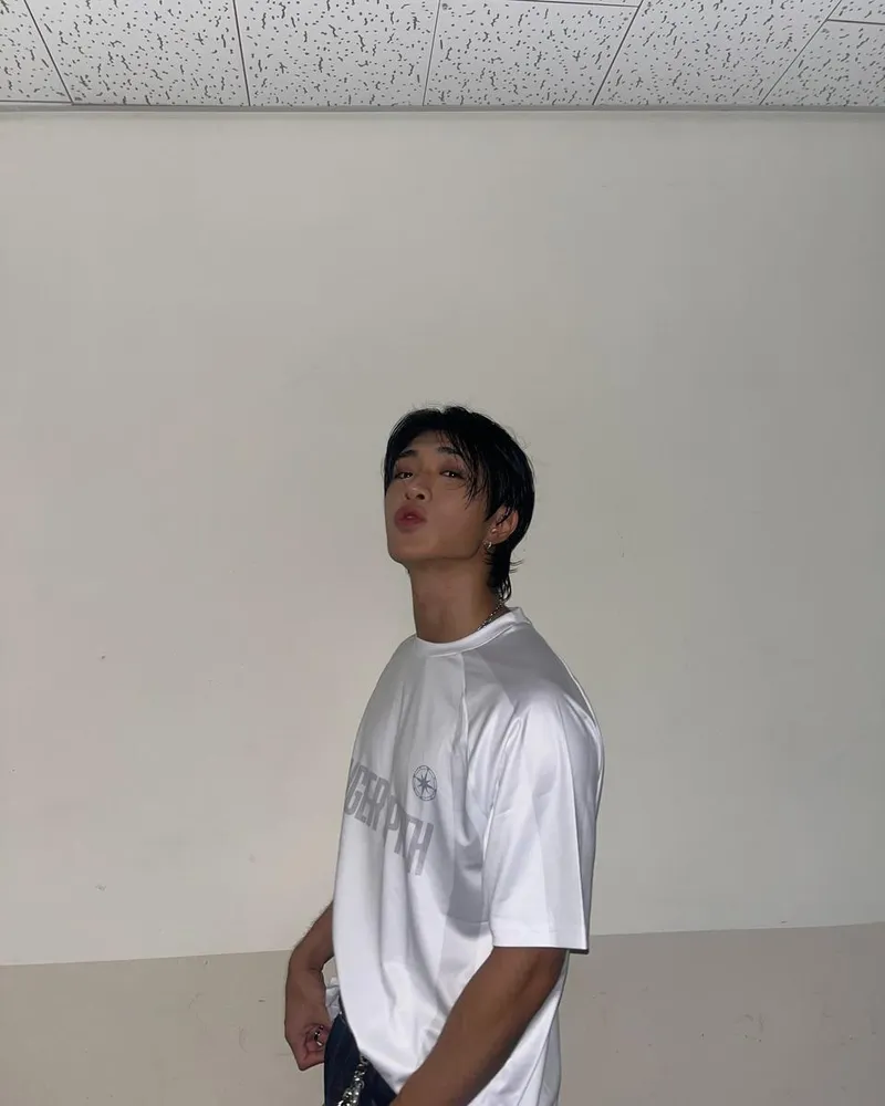 “행복했기에 더 또렷해진 밤”…와이엇, 여운 가득→따뜻한 감사의 시선 / 그룹 온앤오프 와이엇 인스타그램