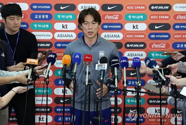 “손흥민 관리 예고”…홍명보, 이라크전 앞두고→월드컵 본선행 눈앞 / 연합뉴스