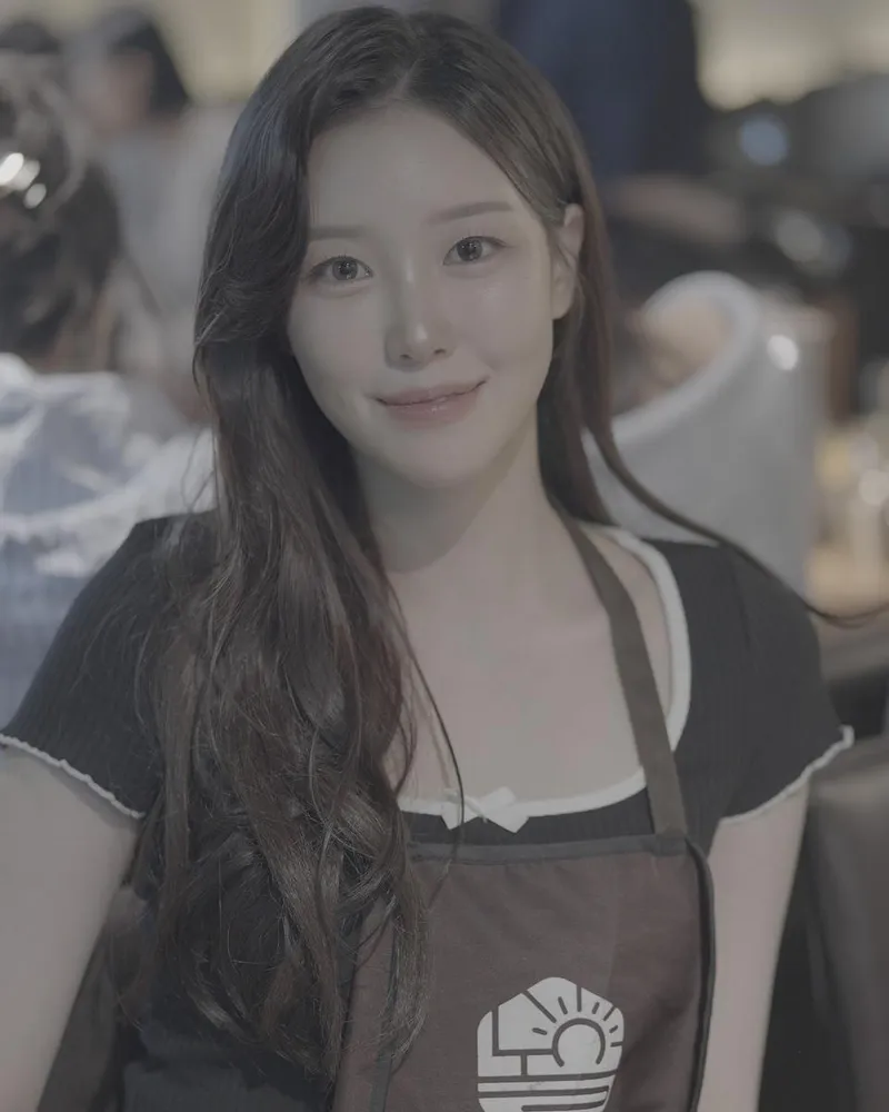 “따스함이 묻어나죠”…이승현, 청초한 미소→여름 오후 설렘 / 미스코리아 이승현 인스타그램