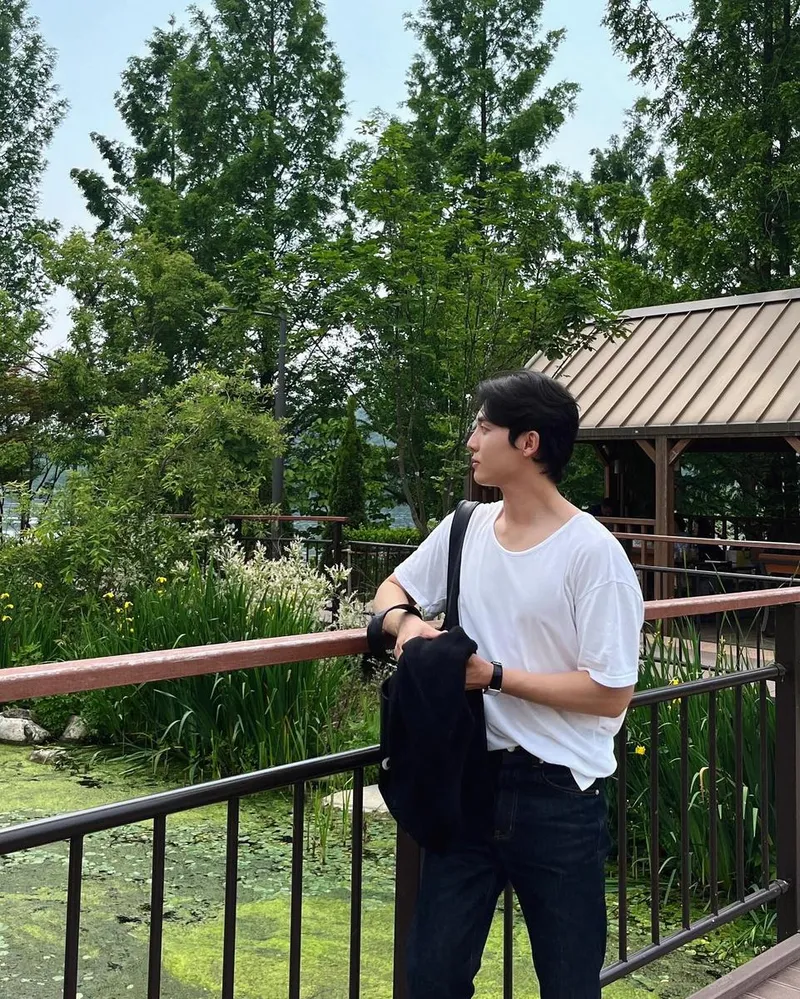 “초록의 기운이 가득한 오후”…안지민, 자연 속 산뜻한 여유→릴렉스 무드 감각 / 하트페어링 출연자 안지민 인스타그램