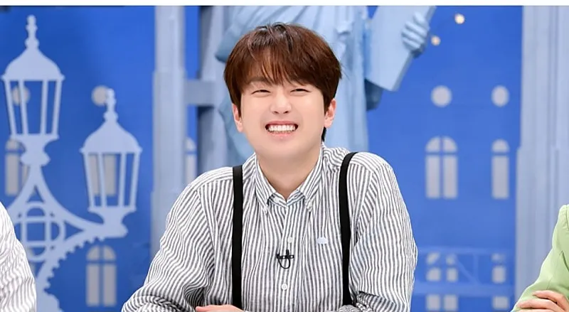 '백만불 미소로 보는 순간 에너지 급속 충전시키는' 이찬원, '톡파원 25시' 본방사수 독려
