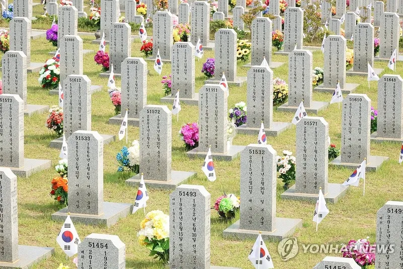 “현충일 10시, 전국이 멈춘다”…행정안전부, 1분간 묵념 사이렌→나라 위한 헌신 추모