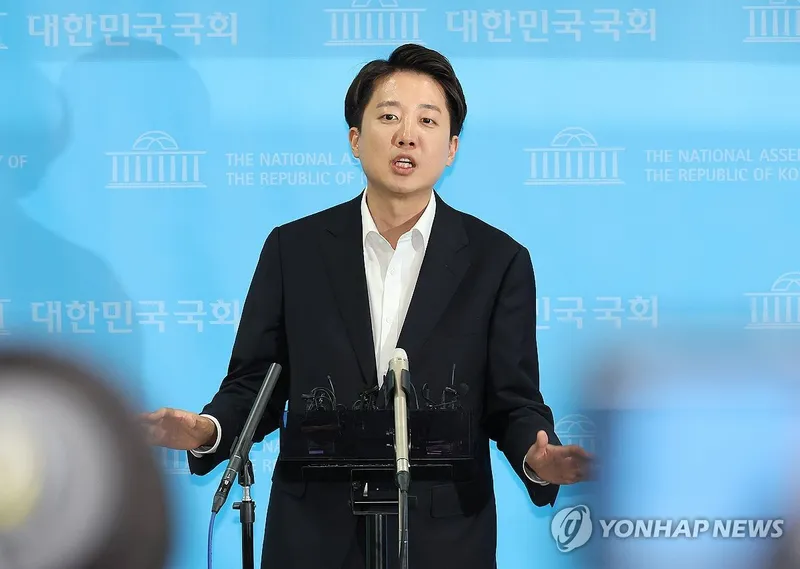 이준석 TV토론 폭력적 발언 파장