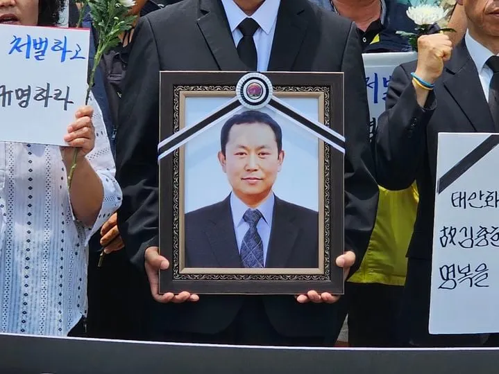 김충현 사망 뒤 반복되는 침묵