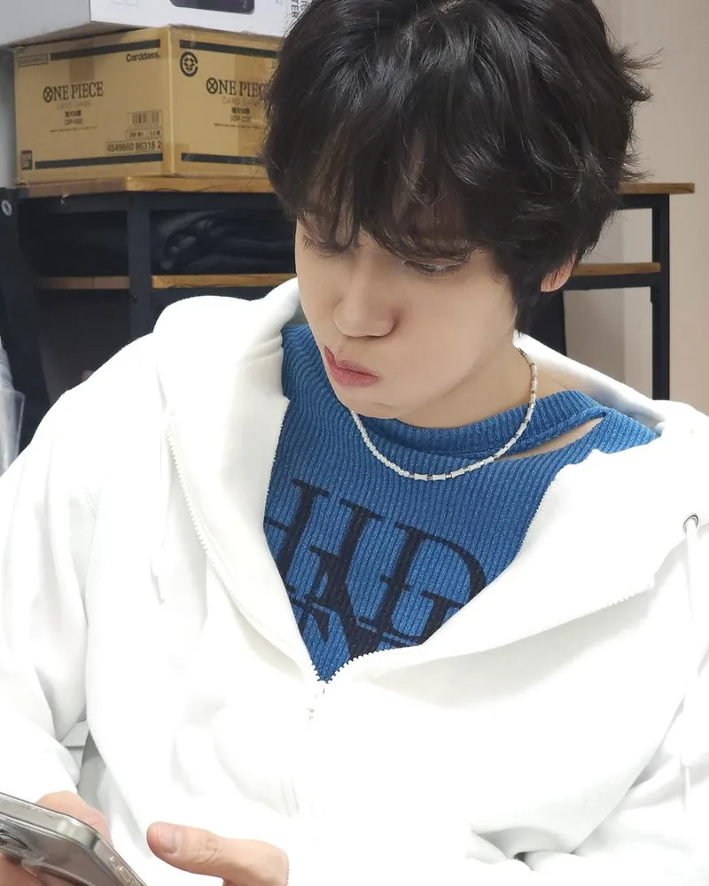 “행복했어”…니엘, 편안한 순간 속 미소→따스함 가득 근황 / 그룹 틴탑 니엘 인스타그램