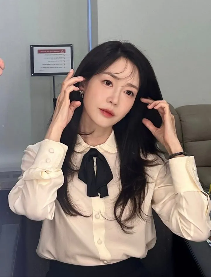 “여전히 빛나는 눈빛”…성유리, 근황 사진 속 미모→팬들 감탄