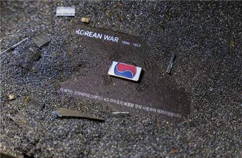 K9 철로 빚은 12만1723 태극기…국가보훈부, 미수습 영웅 기억 캠페인→호국의 달 물결 확산