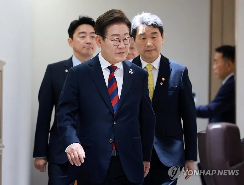 “중국, 한중 새 시대 열릴까”...관영지·전문가, 이재명 취임 메시지→한미 중첩 외교 파장