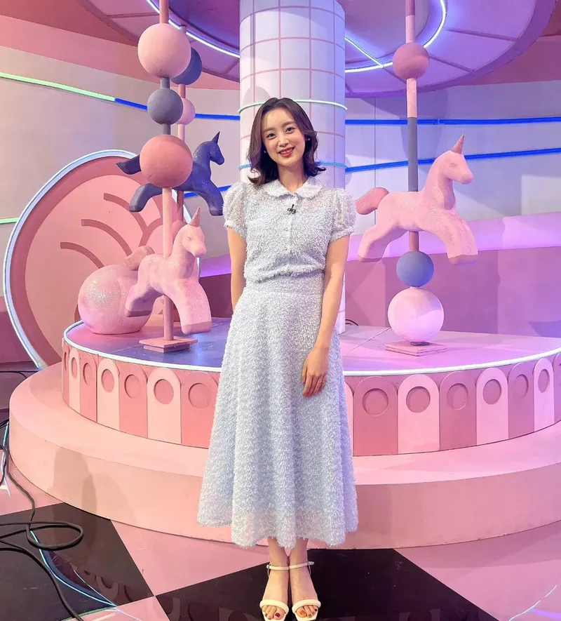 “감사함이 물든 하루”…우혜림, 동화 속 여신→포근한 미소 / 걸그룹 원더걸스 우혜림 인스타그램