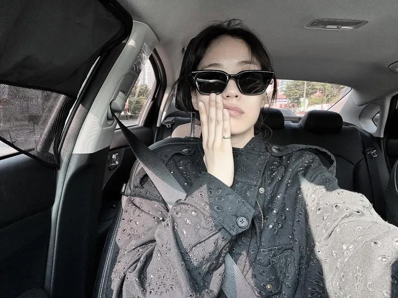 “여행은 일상”…이이담, 무심한 시선→감성 짙은 오전 / 배우 이이담 인스타그램
