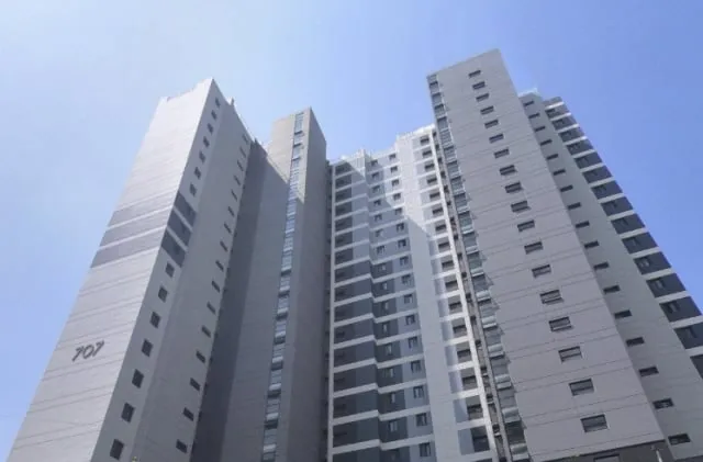 경기도 과천시 갈현동 ‘과천그랑레브데시앙’. 출처: 네이버 로드뷰