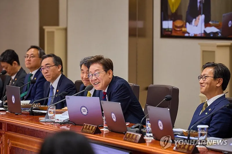 이재명, 해수부 부산이전·공정위 충원 속도전…대통령실, 5시간 현안 점검→국정운영 기조 선명
