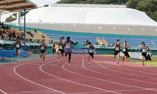 “개인 최고 10초29”…비웨사, 전국육상 100m 우승→실업 첫 정상 등극 / 연합뉴스