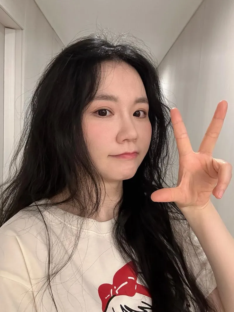 “함께 노래할 그 날을 기다리며”…제이플라, 설렘 가득 미소→첫 듀엣 도전 예고 / 가수 제이플라 인스타그램