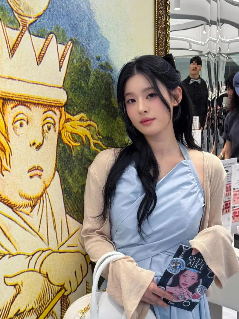 “동화 속 꿈결처럼”…주하늘, 청량한 시선→초여름 감성 화보 / 하트페어링 출연자 모델 주하늘 인스타그램