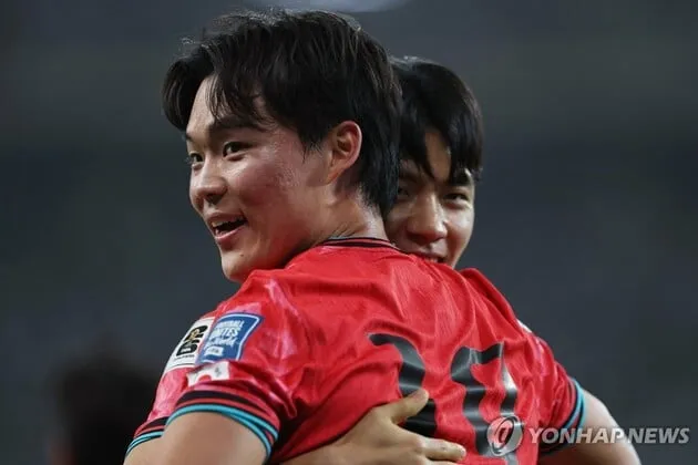 “데뷔전 첫 도움”…전진우, 이라크전서 어시스트→한국 2-0 완승 견인