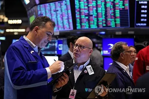 나스닥 0.8% 하락…‘테슬라’ 14% 급락에 뉴욕증시 동반 약세