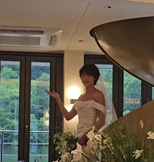최여진 돌싱 남친 결혼식 현장