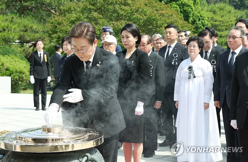 이재명 대통령, 참전유공자 배우자에 생계지원금 신설 추진