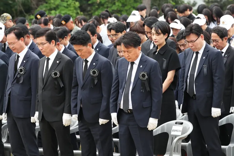 김영환 지사, 숭고한 희생의 뜻 기리며 미래로