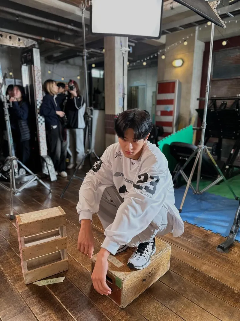 “사진 많이 못 찍었나 봐요”…이승우, 현장 속 아쉬움→한층 짙어진 여운 / 배우 이승우 인스타그램