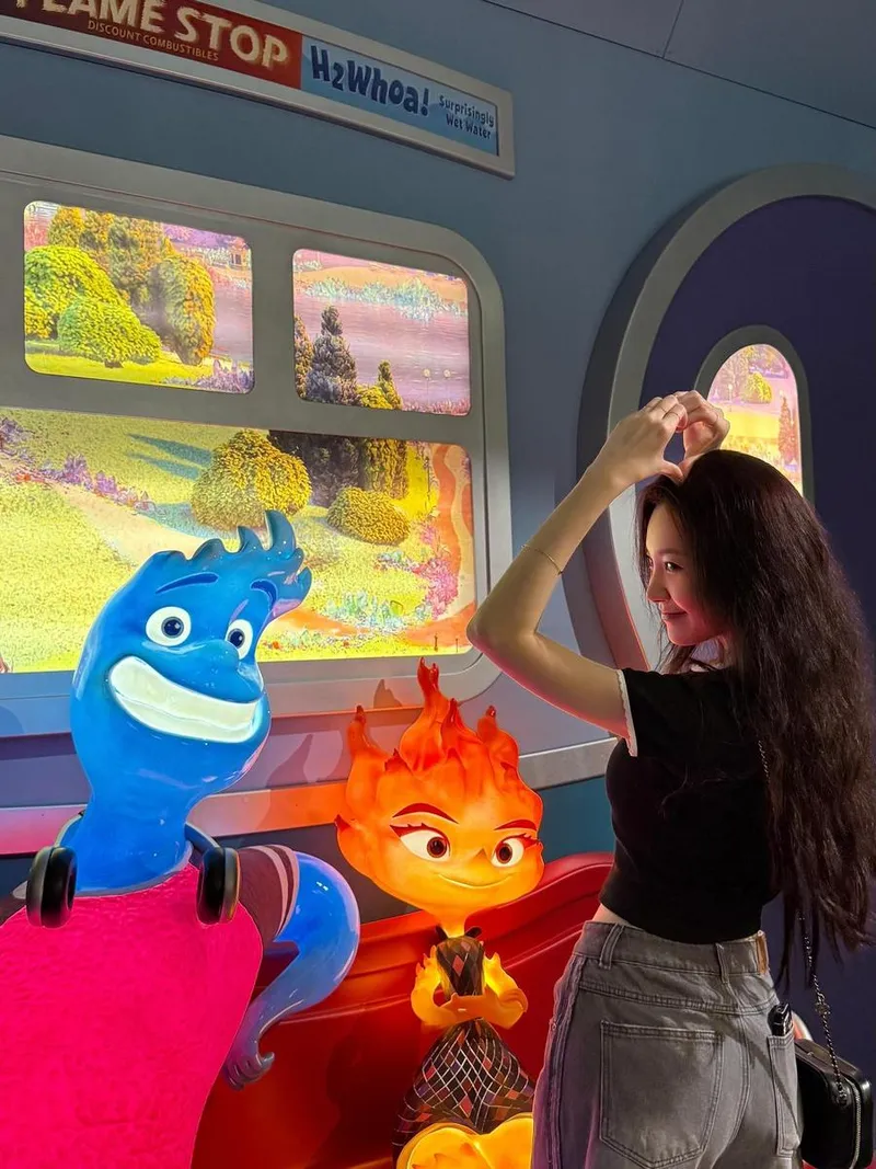 “PIXAR여행”…유라, 동심 가득 오후→순수미 폭발 / 걸그룹 걸스데이 유라 인스타그램