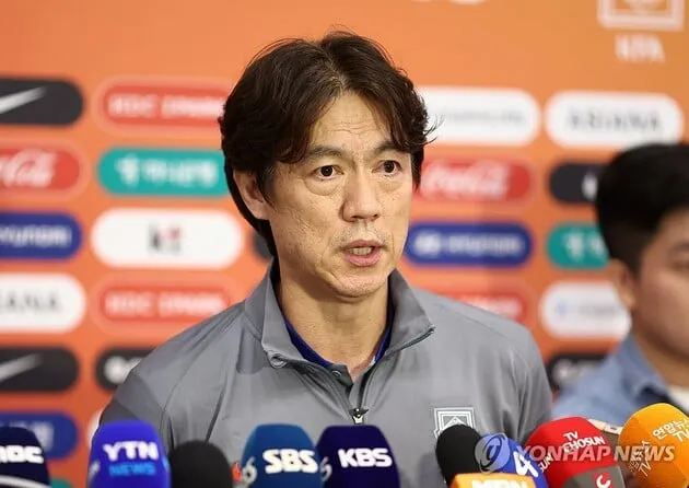 “젊은피 실험 예고”…홍명보, 월드컵 본선행→다음 세대 발탁 시동 / 연합뉴스