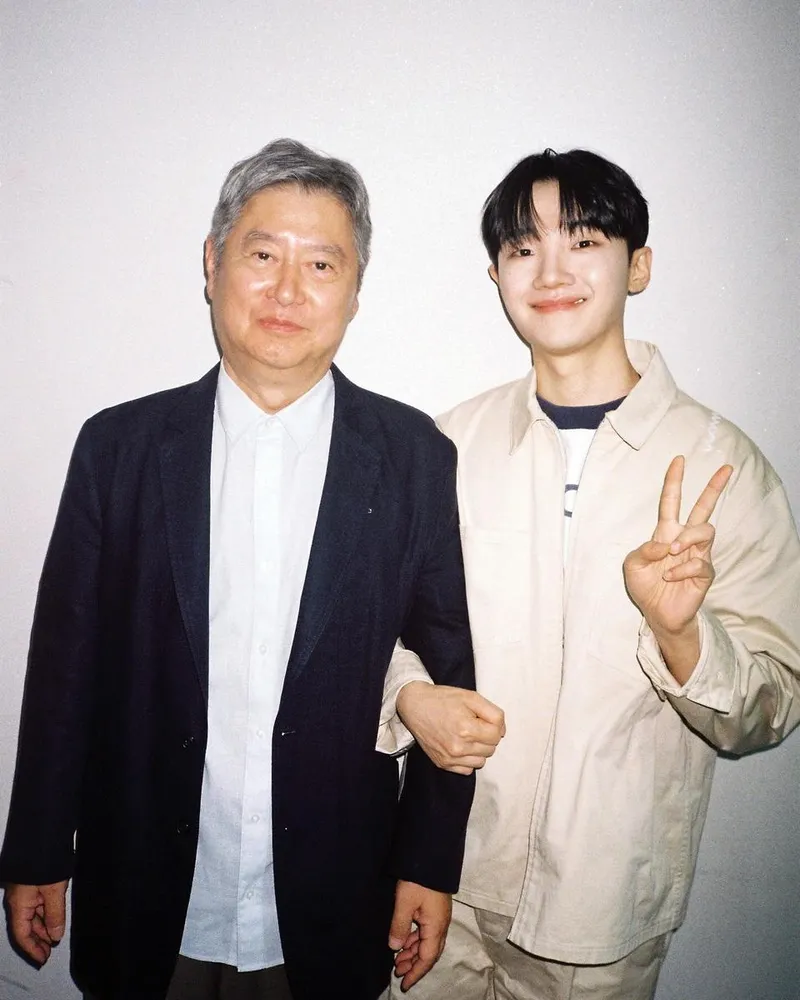 “처음 잡은 기타로 꿈꿨죠”…소수빈, 존경 담긴 눈빛→감사 인사 / 가수 소수빈 인스타그램