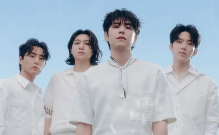 “10주년의 뜨거운 약속”…데이식스(DAY6), ‘피어 텐’ 팬미팅→잠실 물들인다 / JYP엔터테인먼트