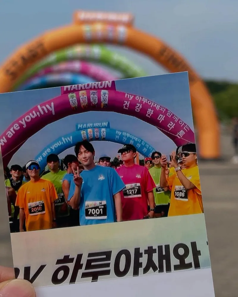 “파워레인저 아님”…임시완, 다채로운 컬러→일상 속 유쾌한 에너지 / 배우 임시완 인스타그램