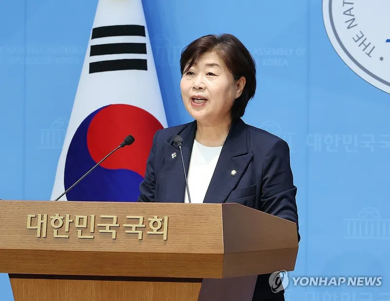 서영교, 전국민 재난지원금 추진 속 법사위 쟁탈전 촉각