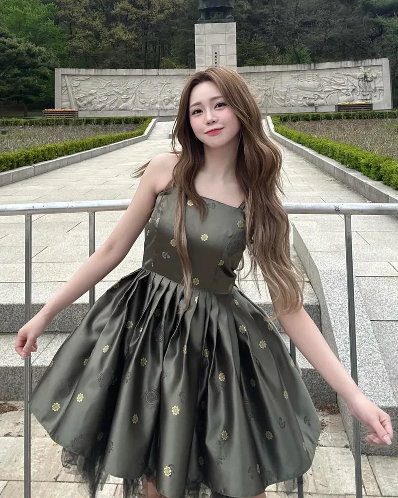 “전국노래자랑”…홍지윤, 청초한 미소→봄날 추억 소환 / 가수 홍지윤 인스타그램