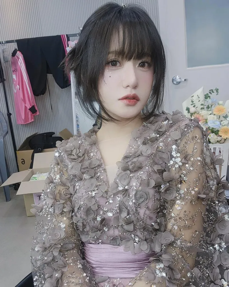 “회복의 온기를 느꼈습니다”…심규선, 꽃잎 같은 눈빛→무대 앞 잔잔한 감동 / 가수 심규선 인스타그램