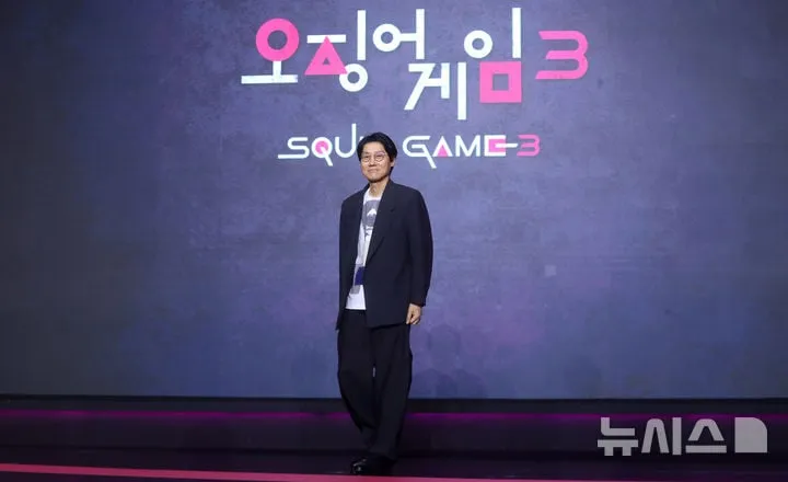 “자랑스럽고 놀라운 순간”…황동혁, ‘어쩌면 해피엔딩’ 토니 작품상→뿌듯함 전해