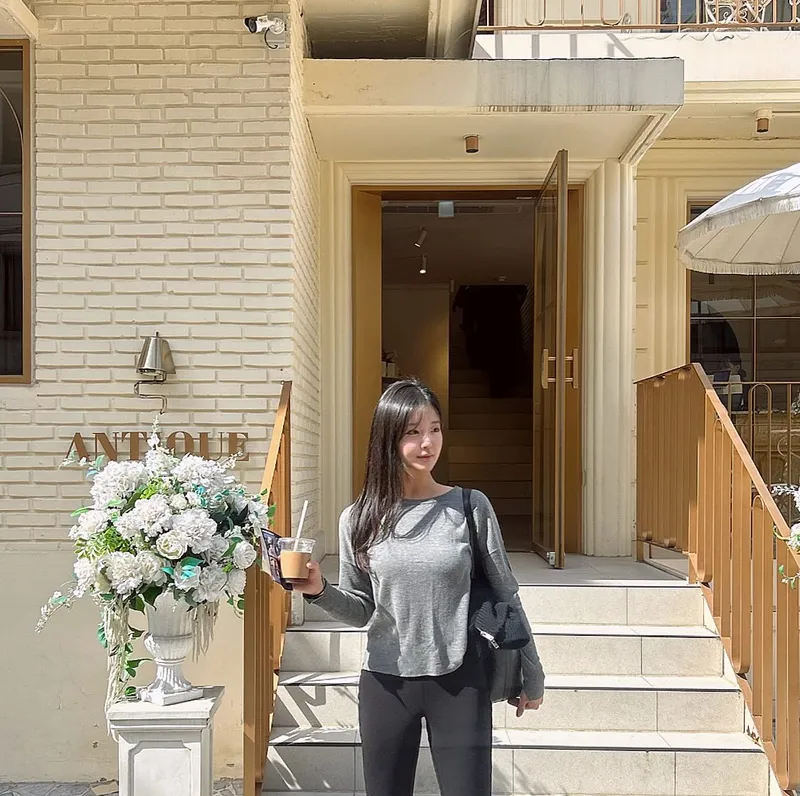 “햇살 머금은 오후”…김수아, 여유로움 속 자신감→따스한 일상 / 하트페어링 출연자 김수아 인스타그램