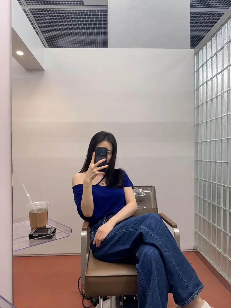 “새벽 입맛엔 후회도 없네요”…서윤아, 청량한 원샷→여름 다짐 / 배우 서윤아 인스타그램