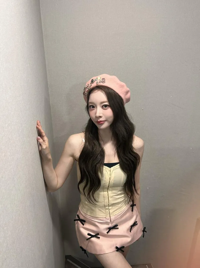 “행복했어 고마워”…브브걸 은지, 설렘 가득한 여름→러블리 무드 완성 / 걸그룹 브브걸 은지 인스타그램