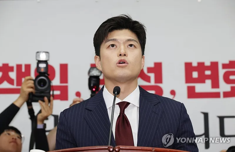 이재명 파기환송심 무기한 연기…국민의힘, 사법 흔들림 경고→정치·입법 공세 예고