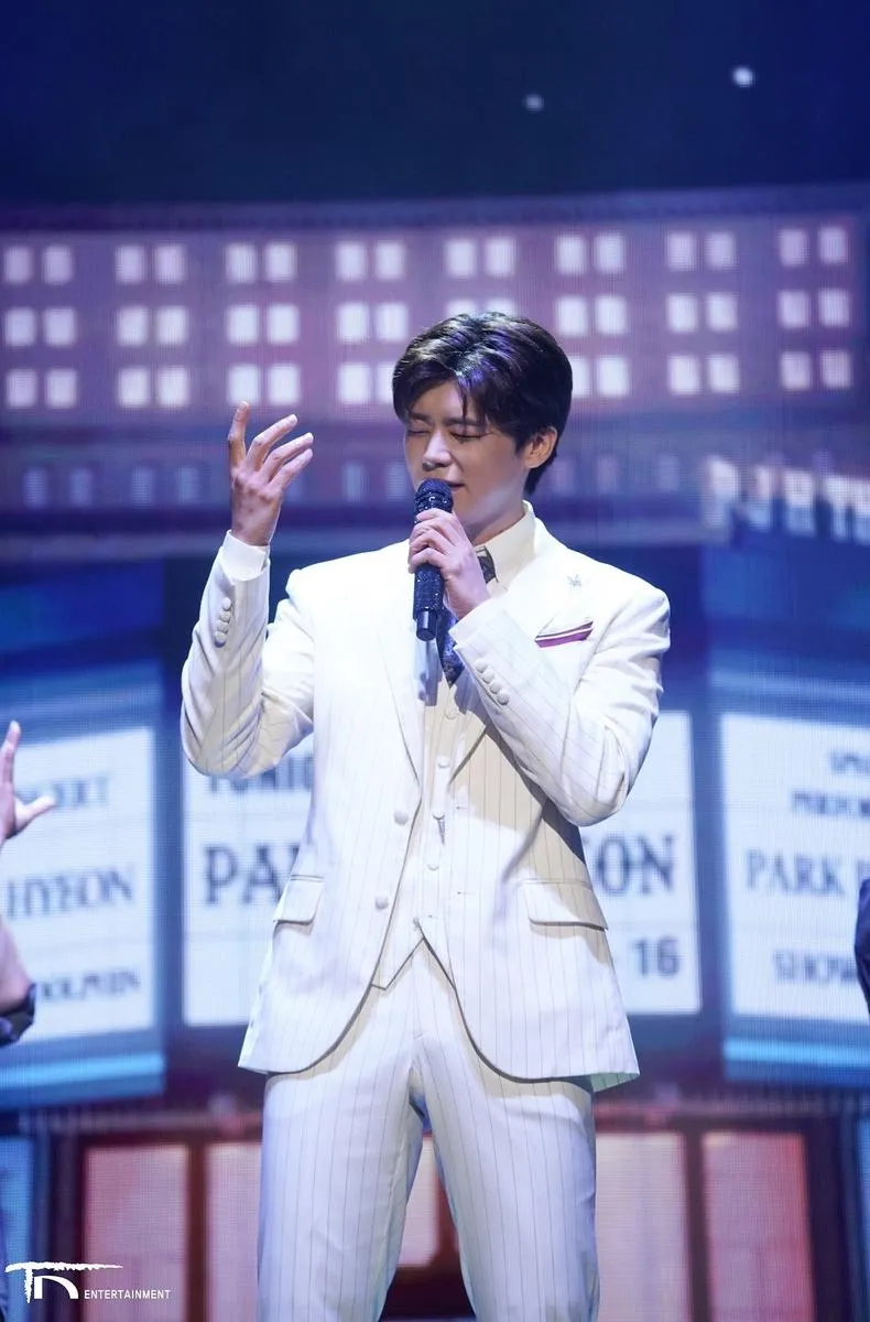 박지현/오피셜