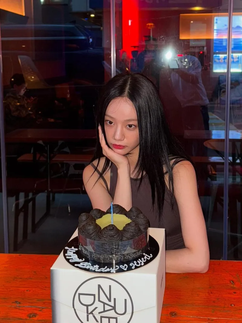 “나 정말 태어나길 잘했다”…혜리, 생일의 온기→진심 어린 감사 / 걸그룹 걸스데이 혜리 인스타그램
