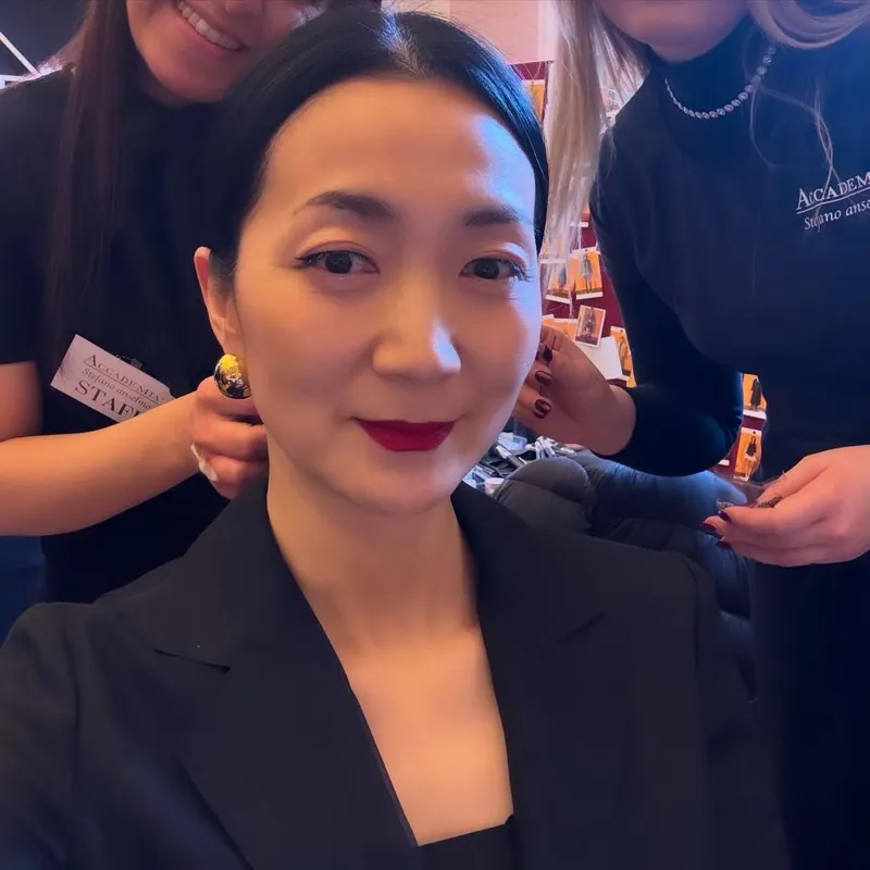 “Love red”…김주령, 강렬한 레드립→매혹의 포스 / 배우 김주령 인스타그램